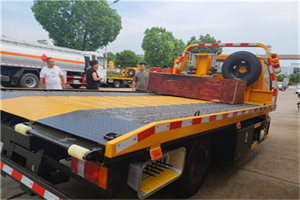 米易附近拖车电话号码服务