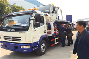 米易汽车道路救援拖车价格